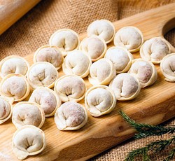 Пельмени Говяжьи (Сундур) 1кг Пельмени Говяжьи (Сундур) 1кг